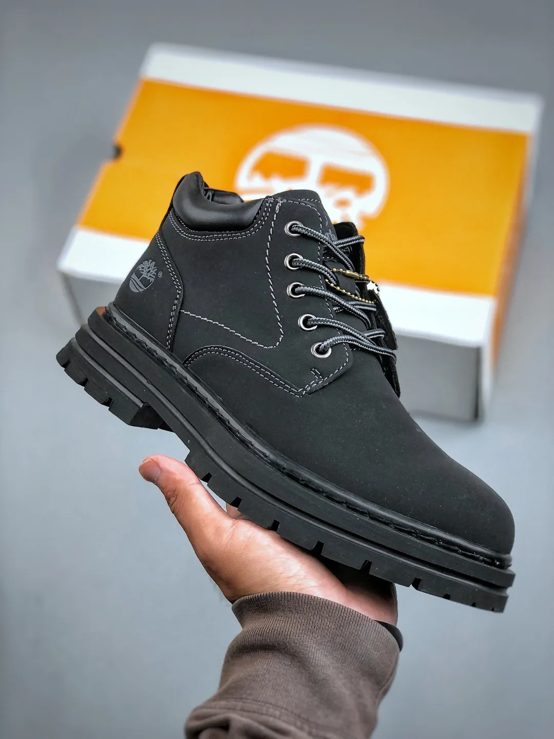 Local self-pickup💰480 Support store Timberland/Timberland classic 25ss new mid-top classic re-engineered brand new upgrade Guangdong factory quality original box original packaging The fabric is made of Italian 🇮🇹 top matte cowhide with anti-odor and anti-corrosion genuine leather latex insoles to give you a perfect wearing experience High quality and durable, a must-have for sportsmen Specially designed to treat bad looks High-quality and first-class foot feel Exclusive supply Size: 39-44 one size larger